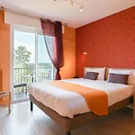 Szálloda Logis & Restaurant Aux Tauzins Montfort-en-Chalosse