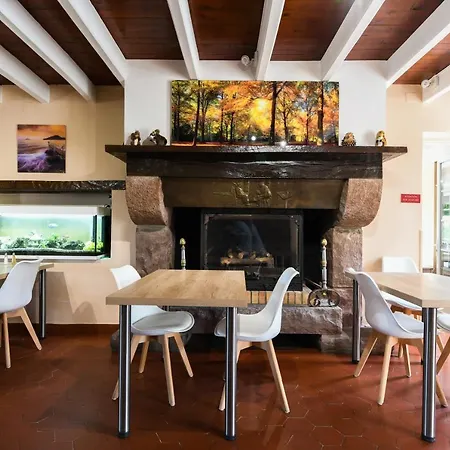 Logis Hôtel&restaurant Aux Tauzins 3*