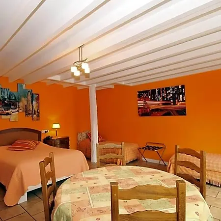 Aux Tauzins Hotel