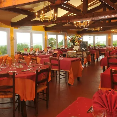 Hotel Logis Hôtel&restaurant Aux Tauzins