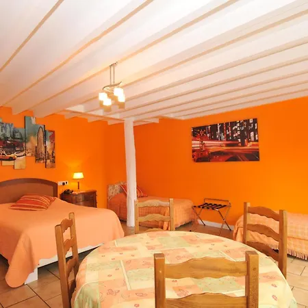 Logis & Restaurant Aux Tauzins